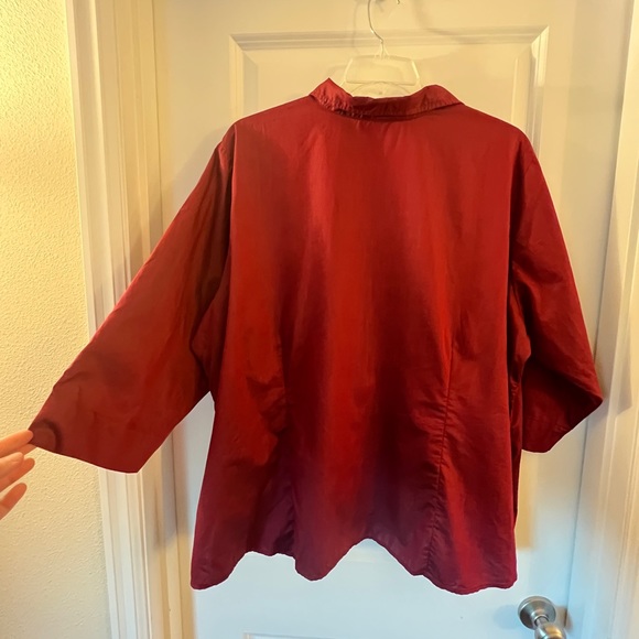 Lane Bryant Maroon 3/4 sleeve dress shirt. Venezia Jean Co - Picture 4 of 8